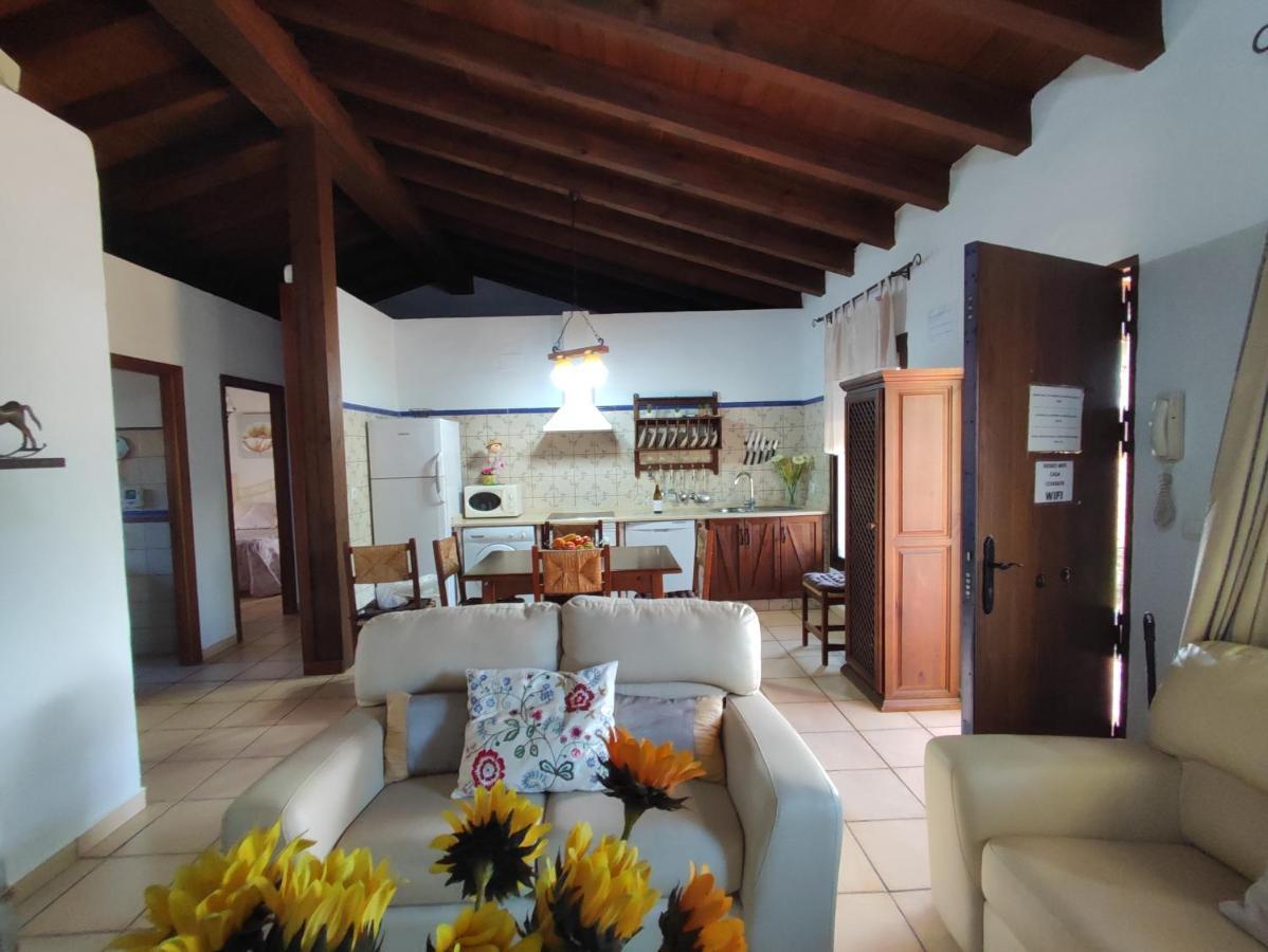 Casa Juanse Villa โกนิล เด ลาฟรอนเตรา ภายนอก รูปภาพ
