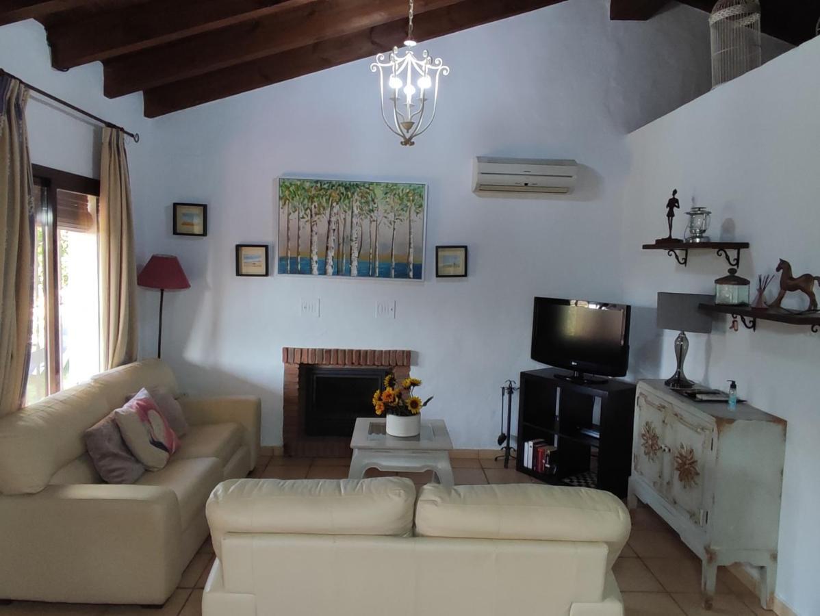 Casa Juanse Villa โกนิล เด ลาฟรอนเตรา ภายนอก รูปภาพ